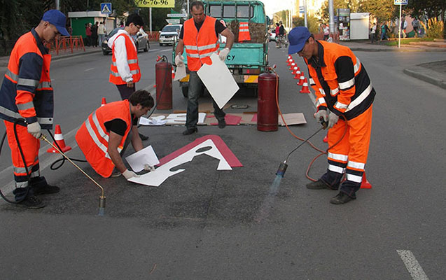bu-yollarda-hazirda-xetlenme-isi-gedir