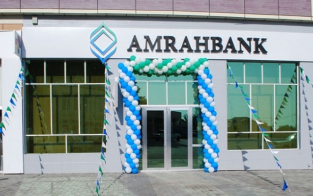 azerbaycanda-bank-5-milyondan-cox-zerere-dusub