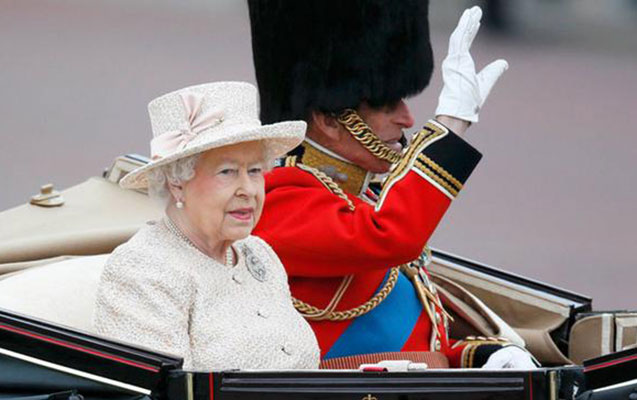 ingiltere-onun-ad-gununu-bayram-edir