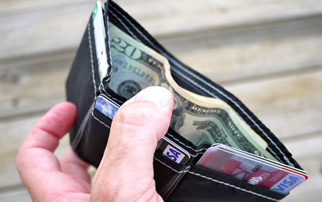 dollar-ucuzlasmaqda-davam-edir