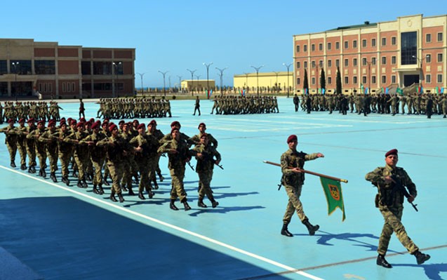 prezidentden-general-ve-polkovniklerle-bagli-novbeti