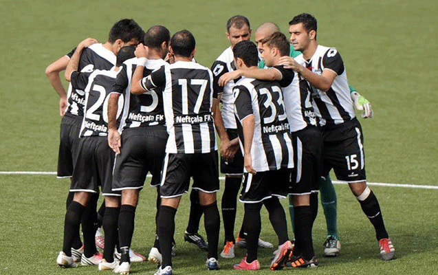 neftcala-futbolculari-medallardan-imtina-etdi