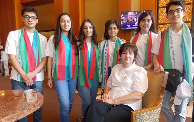 azerbaycanli-mektebliler-abs-da-tarixi-ugur-qazanib