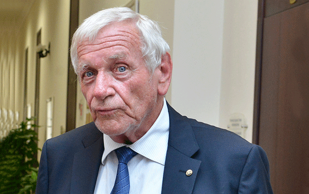 menim-ucun-yeni-muhiti-kesf-etmek-maraqlidir