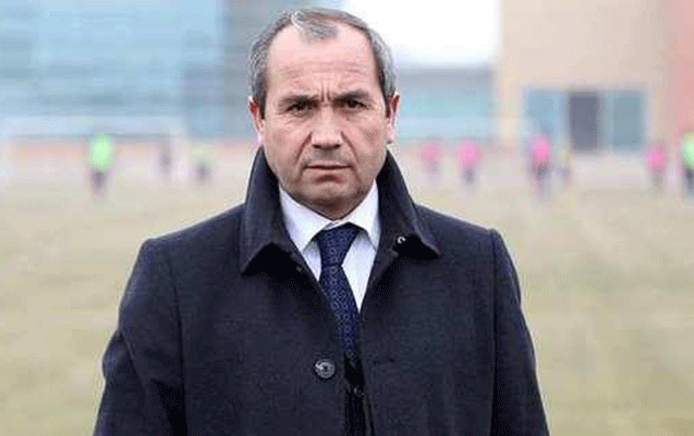 azerbaycan-millisinin-uzvu-ile-maraqlaniriq