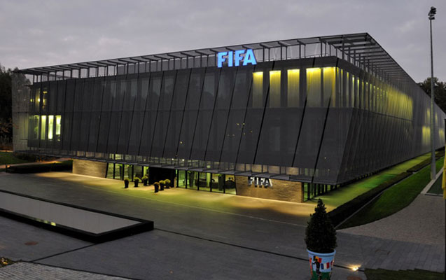 polis-fifa-nin-binasini-basdi