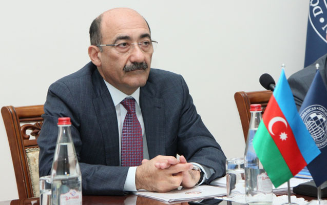 nazir-ictimai-muzakireye-qatildi