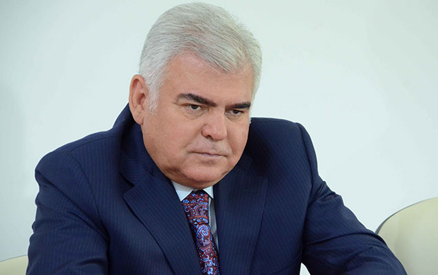 ziya-memmedov-sikayetleri-dinledi-