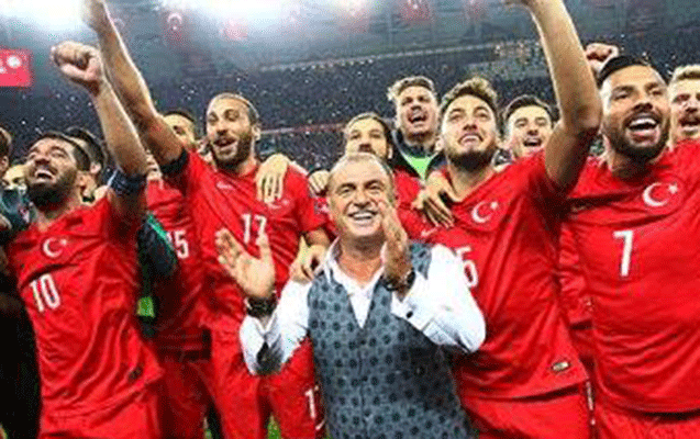turkiye-millisinin-400-min-formasi-satilib