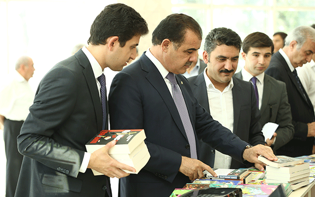 qafqazin-en-boyuk-kitab-evi-gencede-acildi