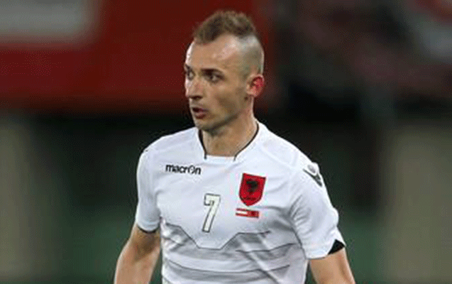 qarabagin-futbolcusu-ucun-diplomatik-pasport-ve-mukafat
