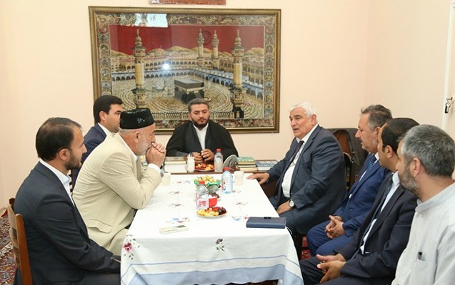 kamal-abdulla-gencede