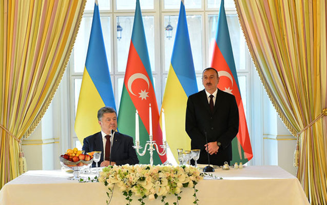 porosenkonun-serefine-ziyafet-verildi