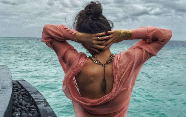 neslihan-eri-ile-bal-ayinda