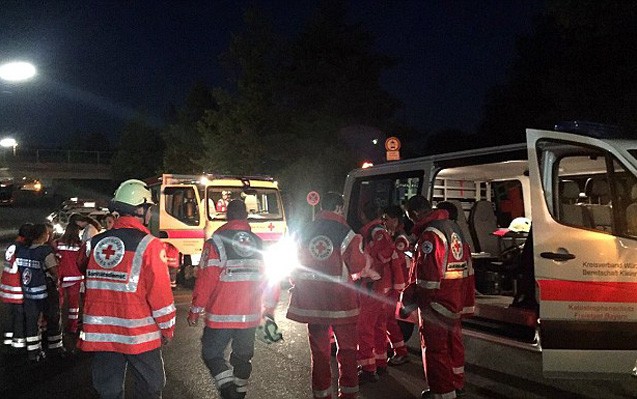 baltali-sexs-qatardaki-21-neferi-yaraladi-