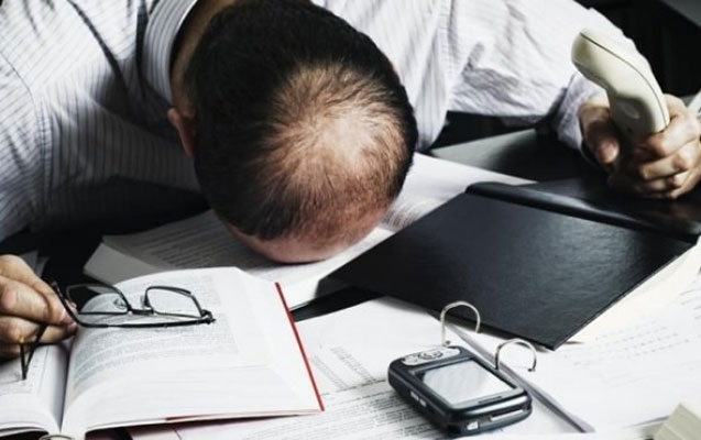 azerbaycanda-is-vaxtinin-deyisdirilmesi-yeniden-gundemde