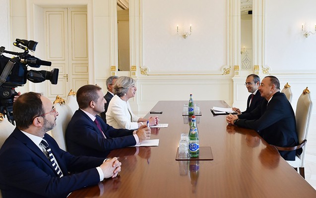 ilham-eliyev-tehsil-naziri-ile-gorusdu