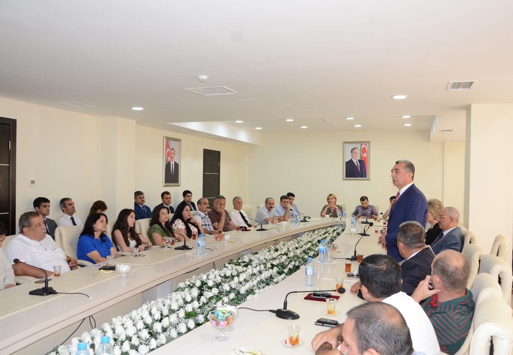 icra-bascisi-jurnalistlerle-gorusdu