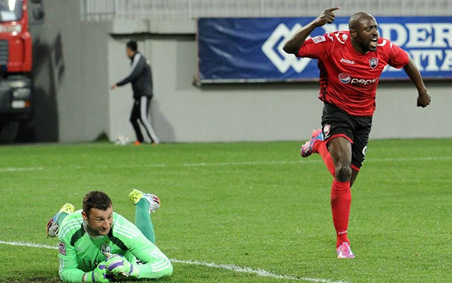 viktor-mendi-qebeleye-azerbaycan-dilinde-destek-oldu