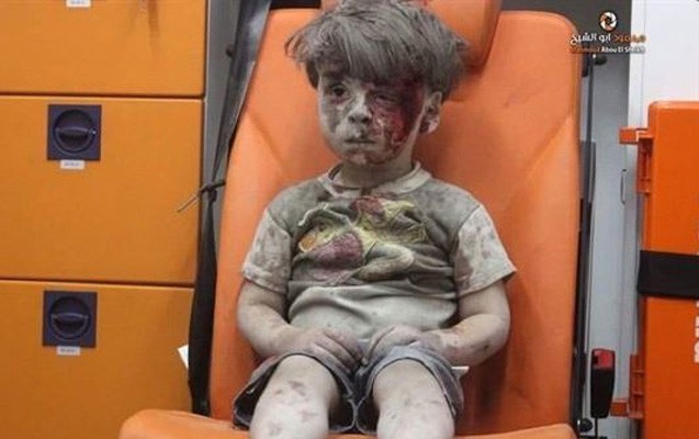 dunya-onun-xilasindan-danisirdi