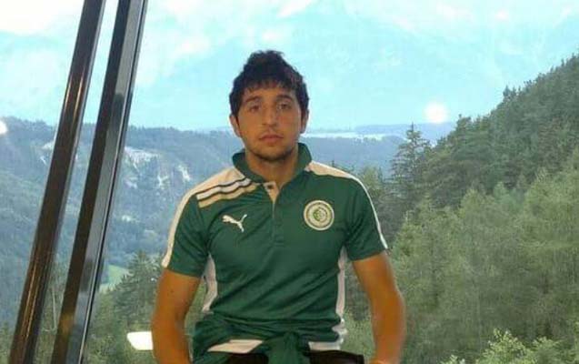 azerbaycanli-futbolcu-urektutmasindan-oldu
