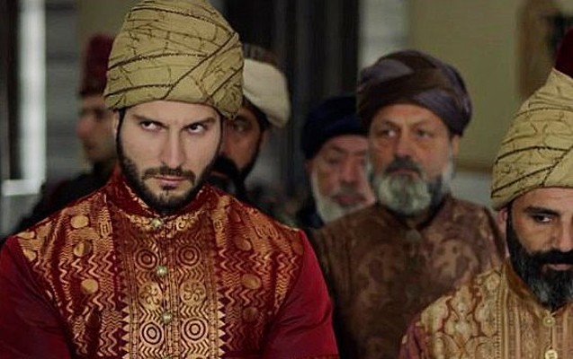 azerbaycanli-model-kosemde