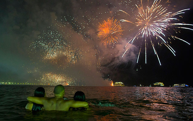 dunya-2017-ni-nece-qarsiladi