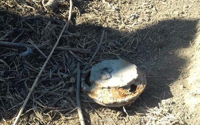 su-kanalinin-yaninda-mina-tapildi