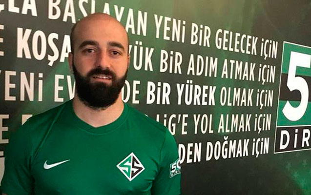 sac-ekdirdi-klubdan-qovdular-