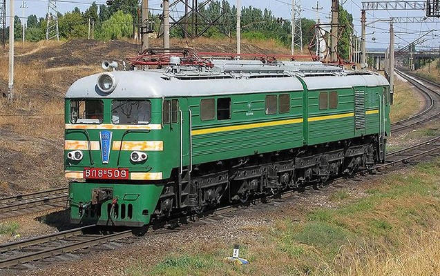 agstafa-sakinini-elektrovoz-vurdu