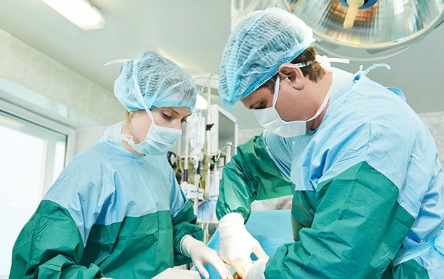 hekimleri-soka-salan-emeliyyat