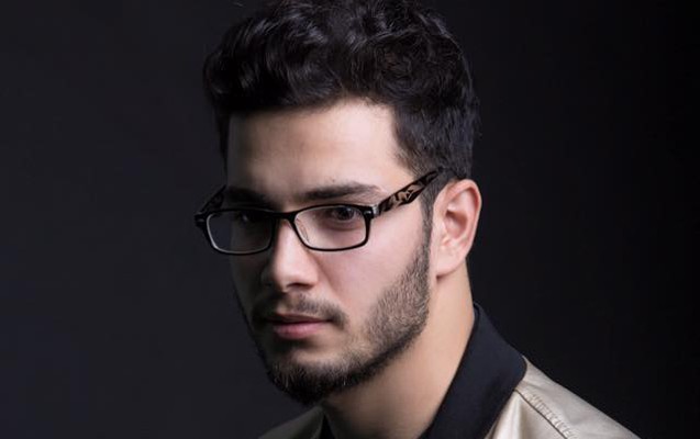 azerbaycanli-model-evlilik-verilisinde