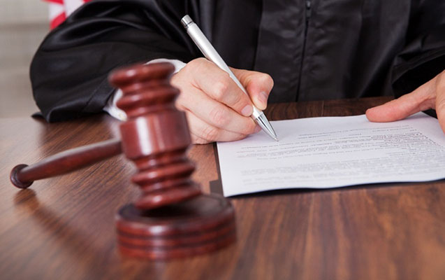 generallar-mehkemede