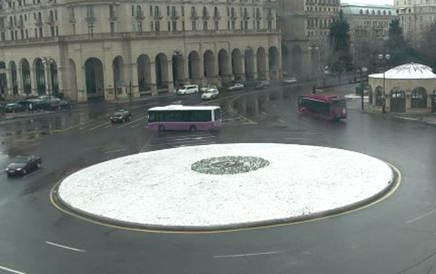 surucu-ve-piyadalara-xeberdarliq