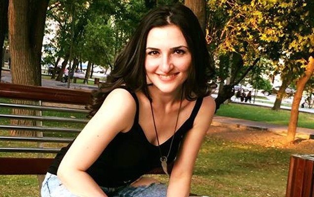 azerbaycanli-istirakci-acunu-mehkemeye-verir