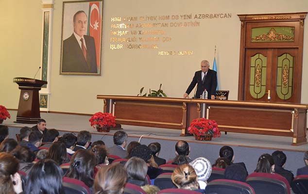 fuzulinin-icra-bascisi-gorus-kecirib