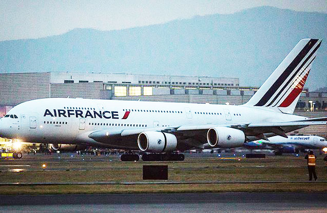 air-france-muselman-sernisinleri-teyyareye-qebul-etmedi