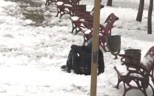 baki-qarinda-surusub-yixilanlar