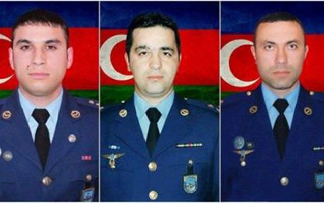 aprel-sehidlerinin-xatiresi-niye-ebedilesdirilmir