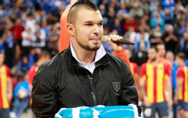 qebele-ile-adi-hallanan-futbolcu-cin-klubunda