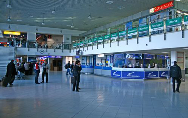 moldovada-aeroport-bosaldildi