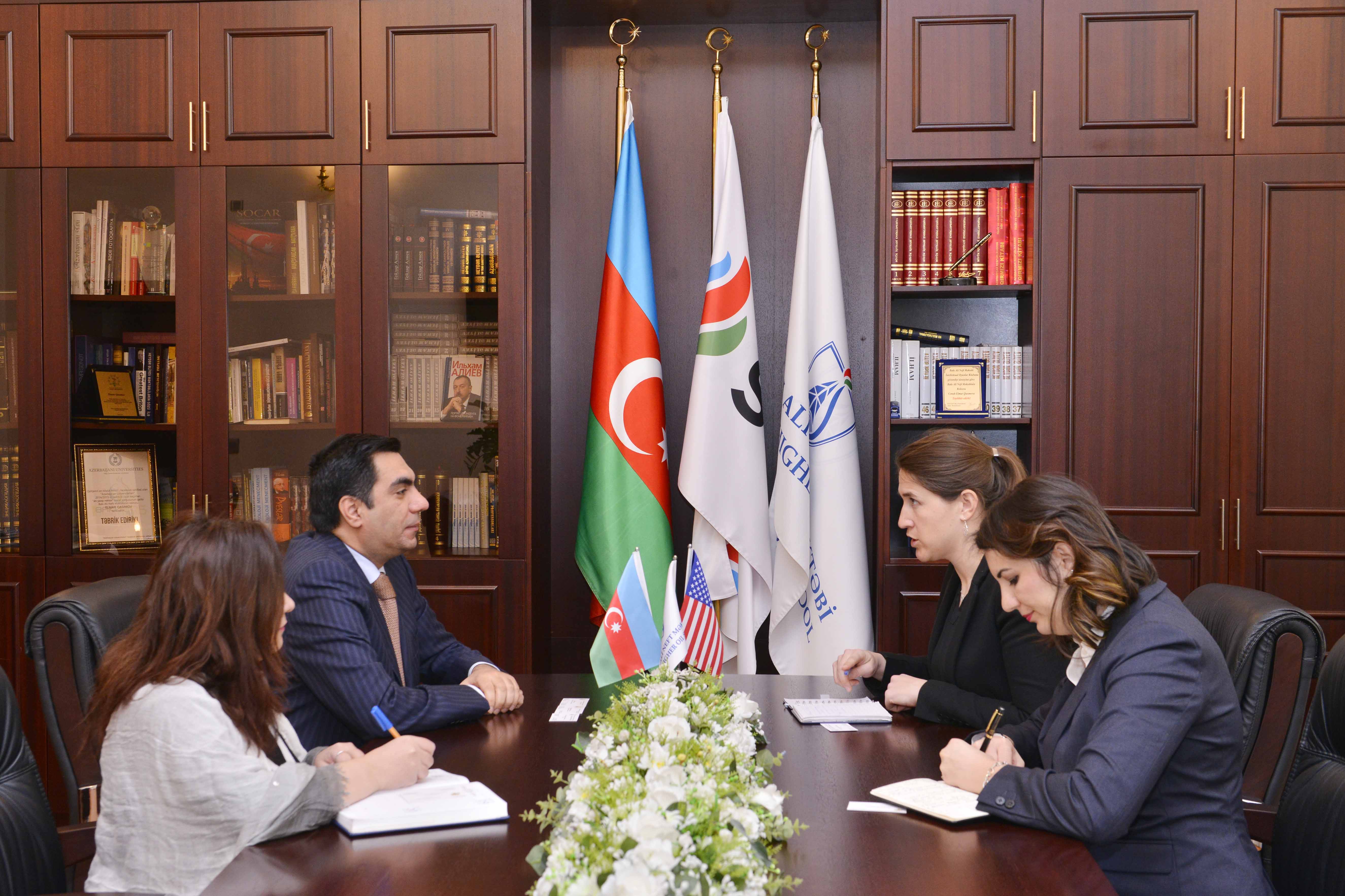 banm-hyuston-universiteti-ile-emekdasligi-genislendirir