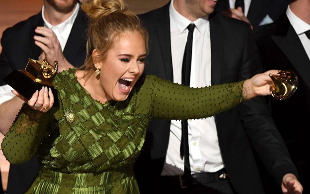 adel-aldigi-mukafati-iki-yere-boldu