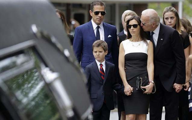 co-baydenin-oglu-qardasinin-arvadiyla-esq-yasayir