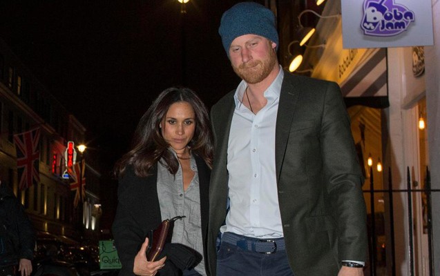 meshur-aktrisa-sahzadeye-ere-gedir