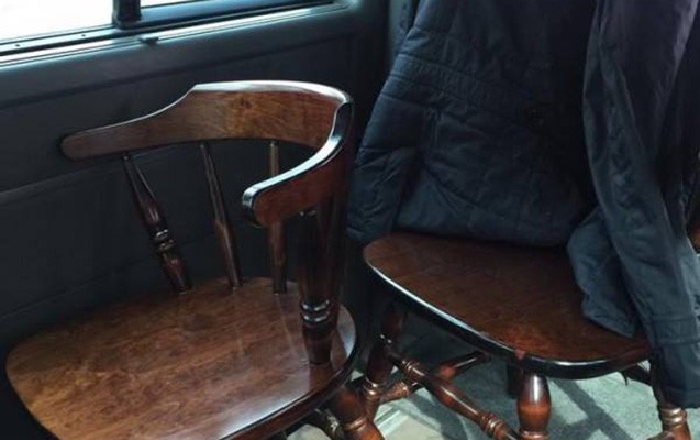 takside-metbex-stolu-