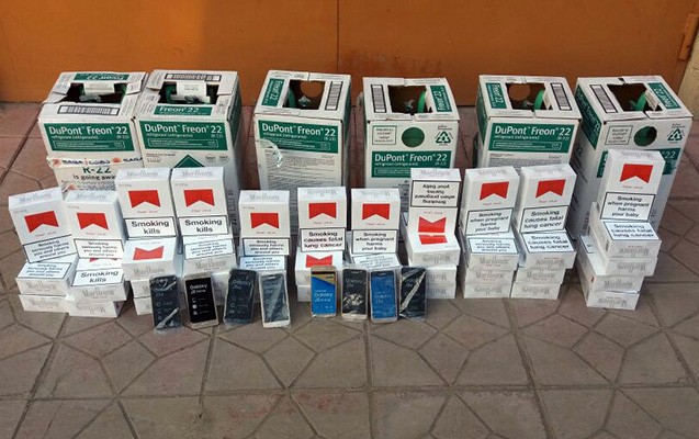 kulli-miqdarda-siqaret-ve-mobil-telefonlar-askar-edilib