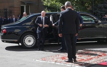 Yerevanda Putinlə jurnalist arasında gərgin anlar