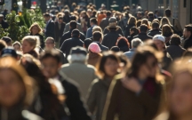 azerbaycanda-ehalinin-sayi-artib