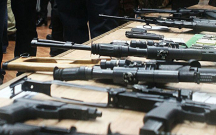 polis-xeyli-silah-sursat-askarladi